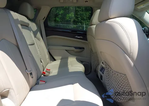 2015 Cadillac Srx Luxury Collection z USA, uszkodzony, nr VIN 3GYFNBE38FS525524